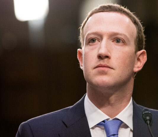 CEO-ul Facebook, Zuckerberg, își exprimă îngrijorarea cu privire la vaccinurile COVID-19 în scurte video-uri!